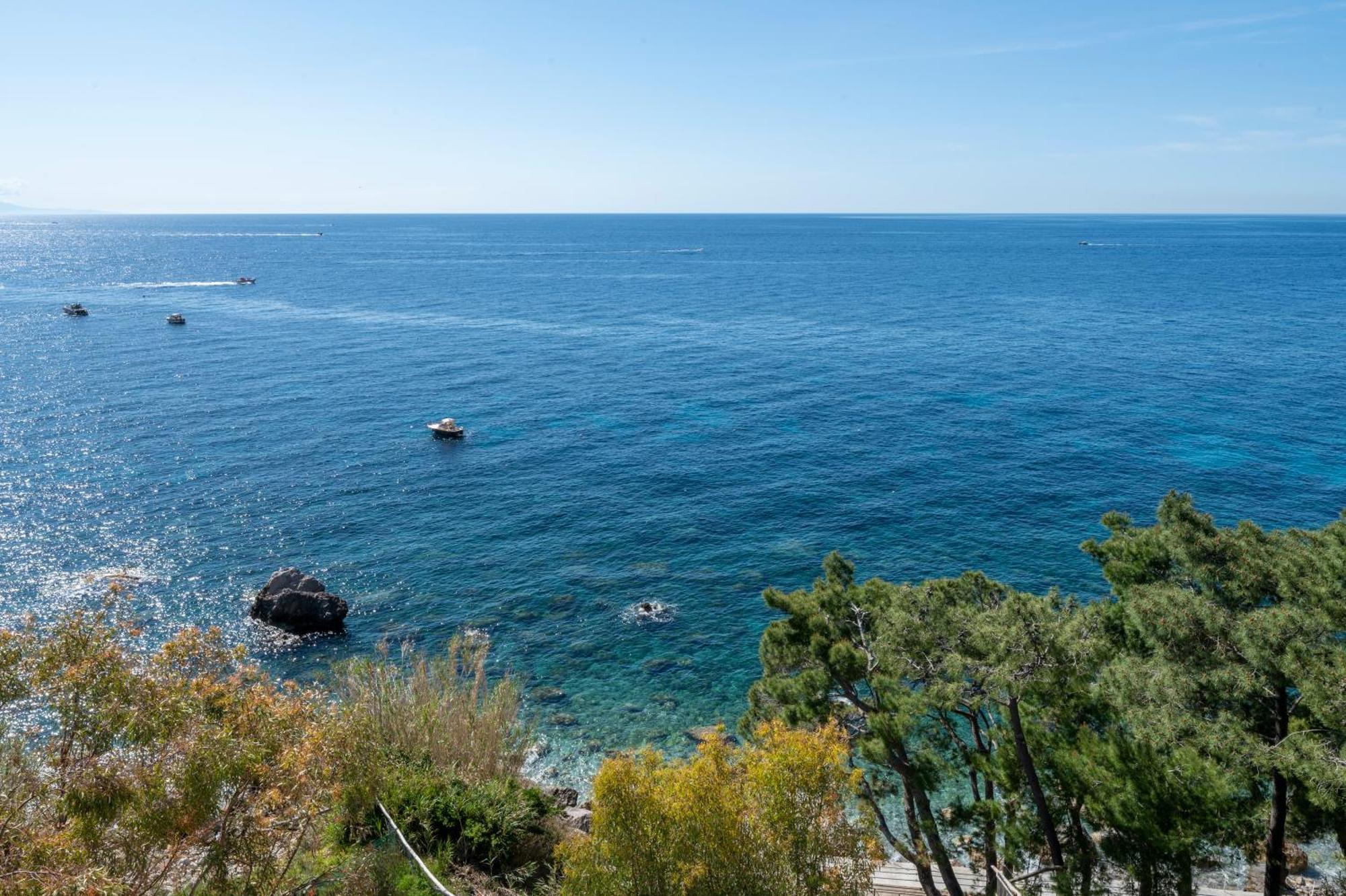 Camping Villaggio Nettuno Nerano Exterior photo