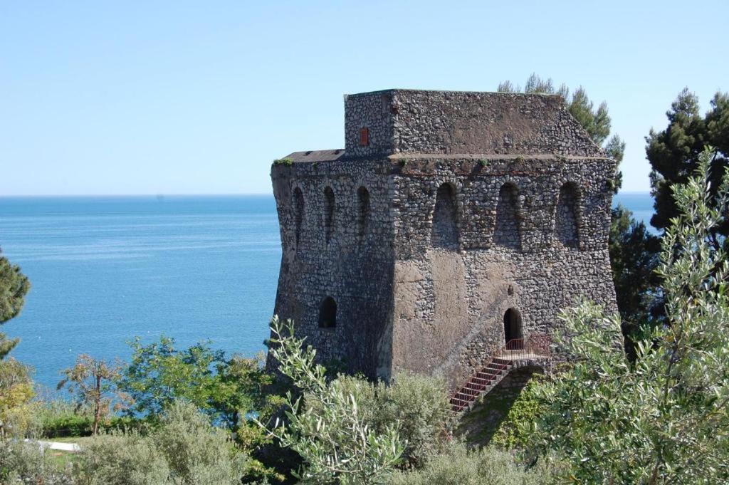 Camping Villaggio Nettuno Nerano Exterior photo